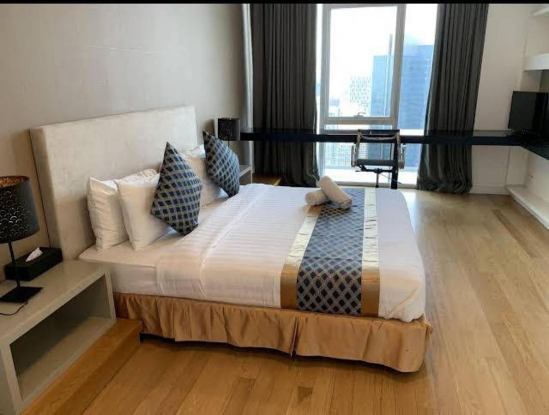 The Platinum Klcc By Castle Kuala Lumpur Exterior photo